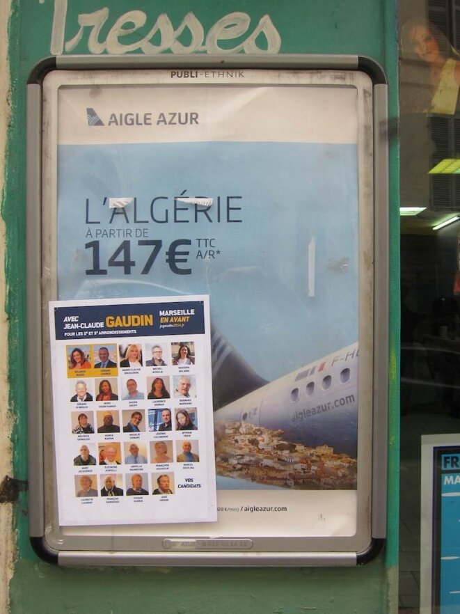 Quand les affiches se télescopent. © LF Quand les affiches se télescopent. © LF